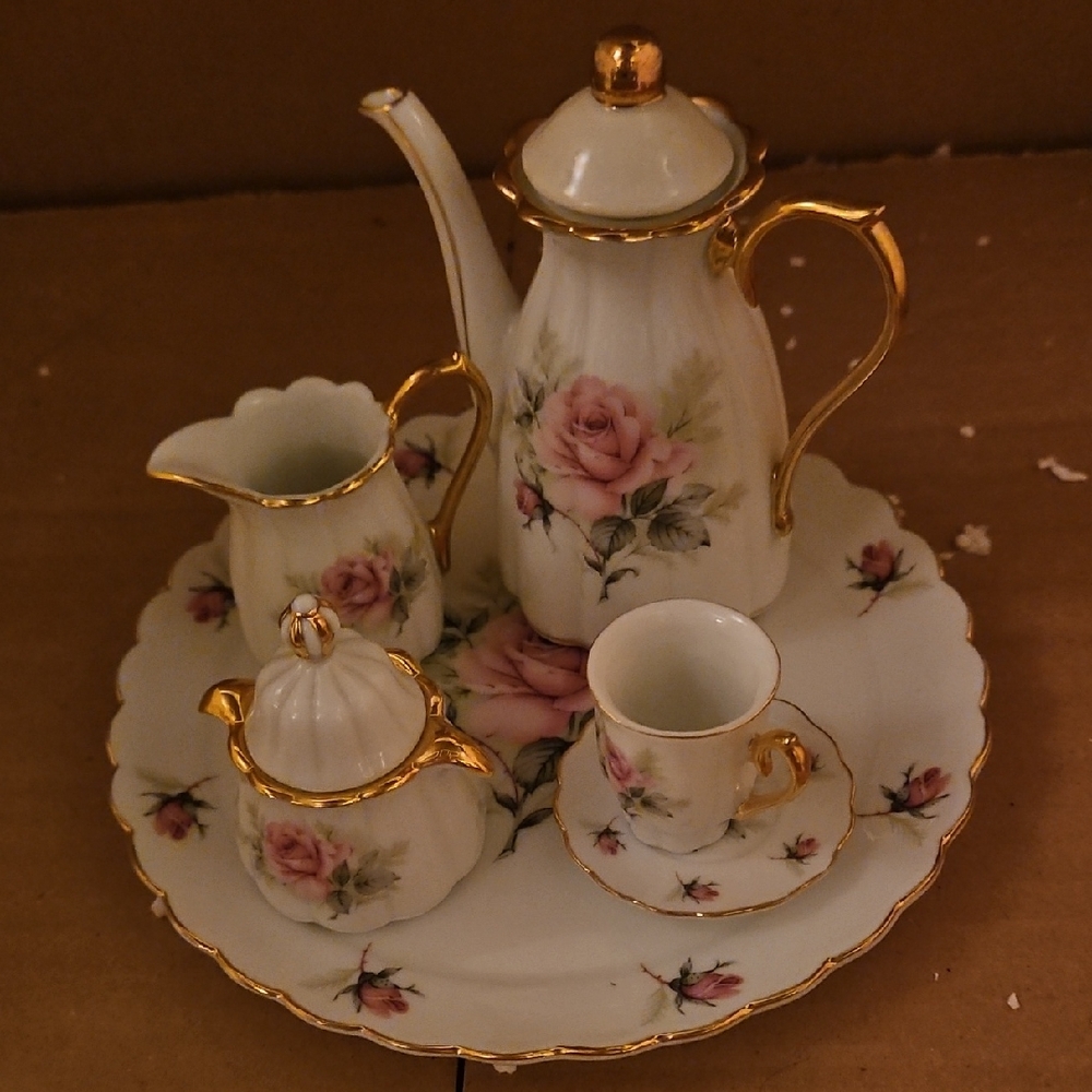 Floral Tea Set with Gold Accents